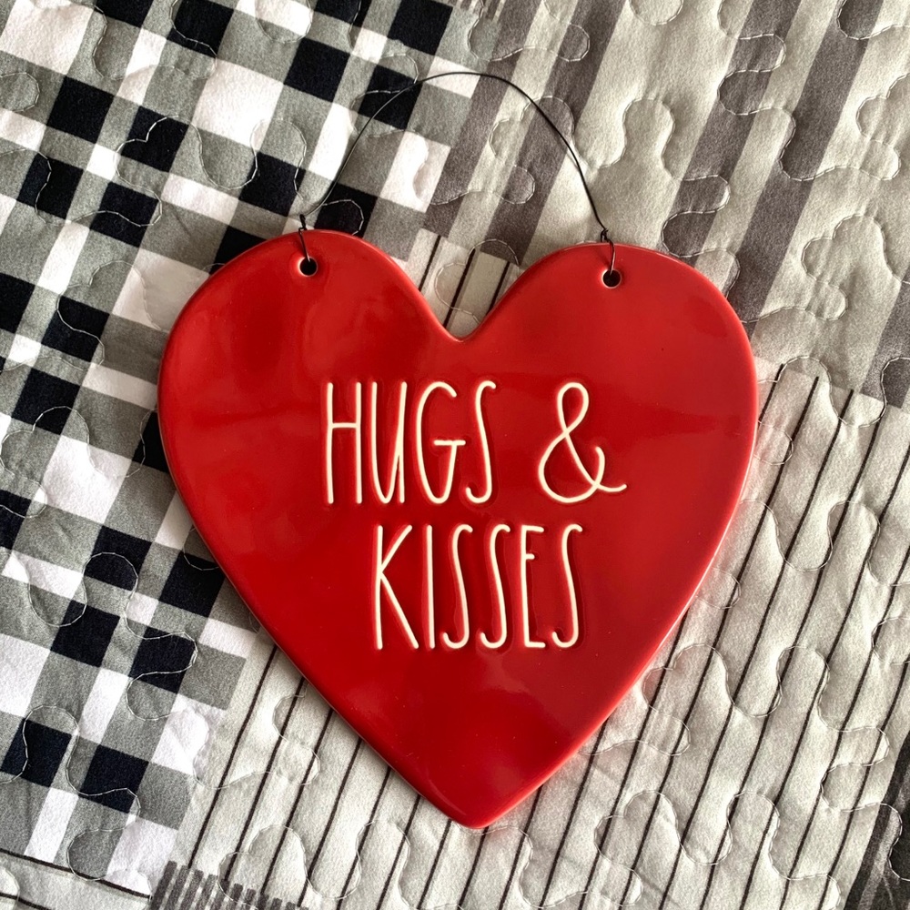 Rae Dunn Valentine’s Heart Sign